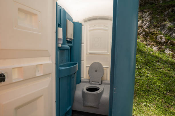 Portable Toilet Options We Offer in Lake Forest, IL